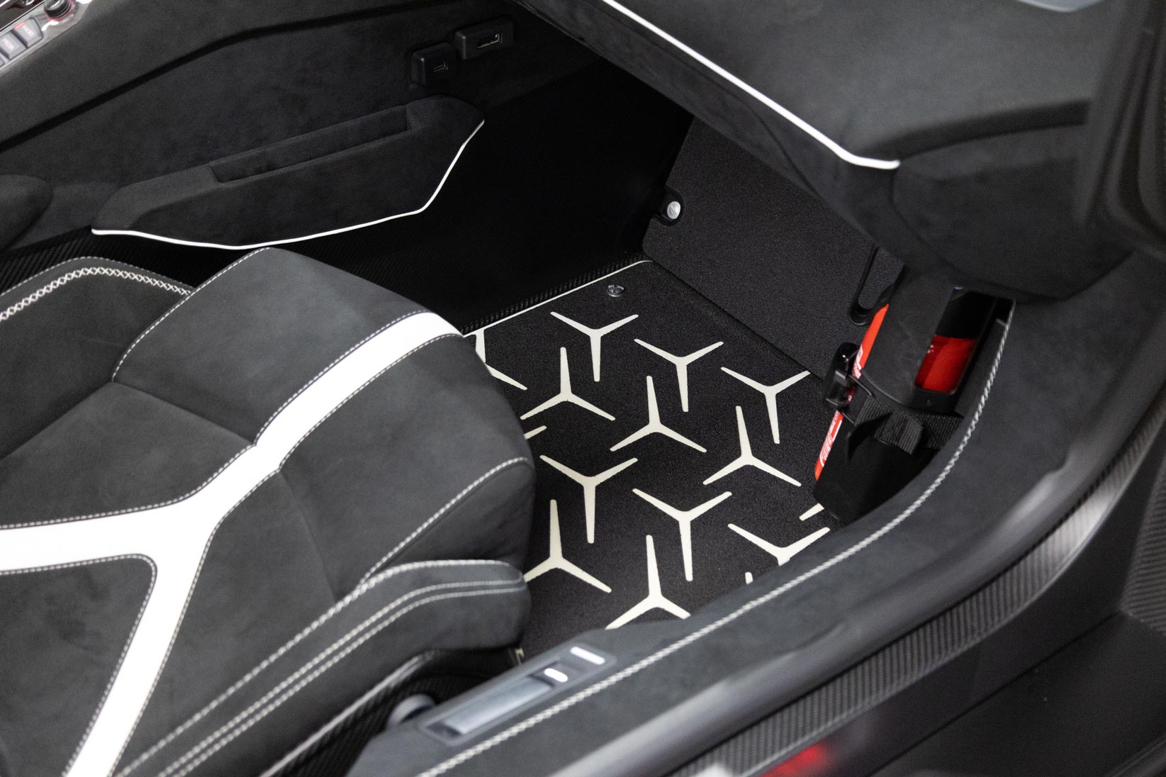2021 Lamborghini Aventador SVJ, 18/20