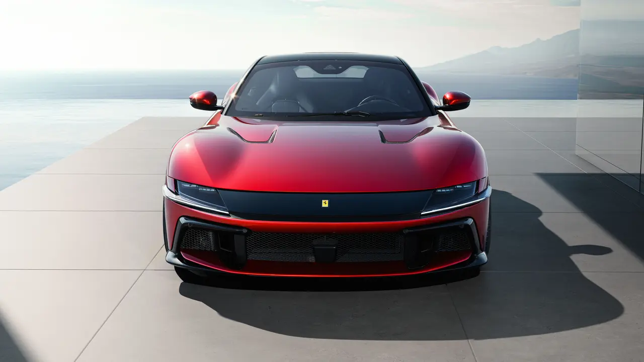 2024 Ferrari 12Cilindri, 10/13