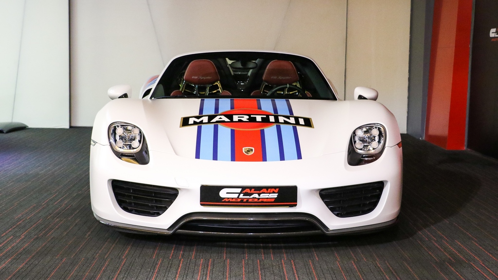 2015 Porsche 918 Spyder, 2/17