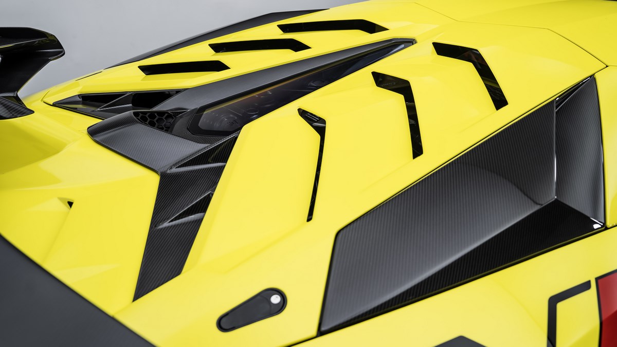 2020 Lamborghini Aventador SVJ, 23/26