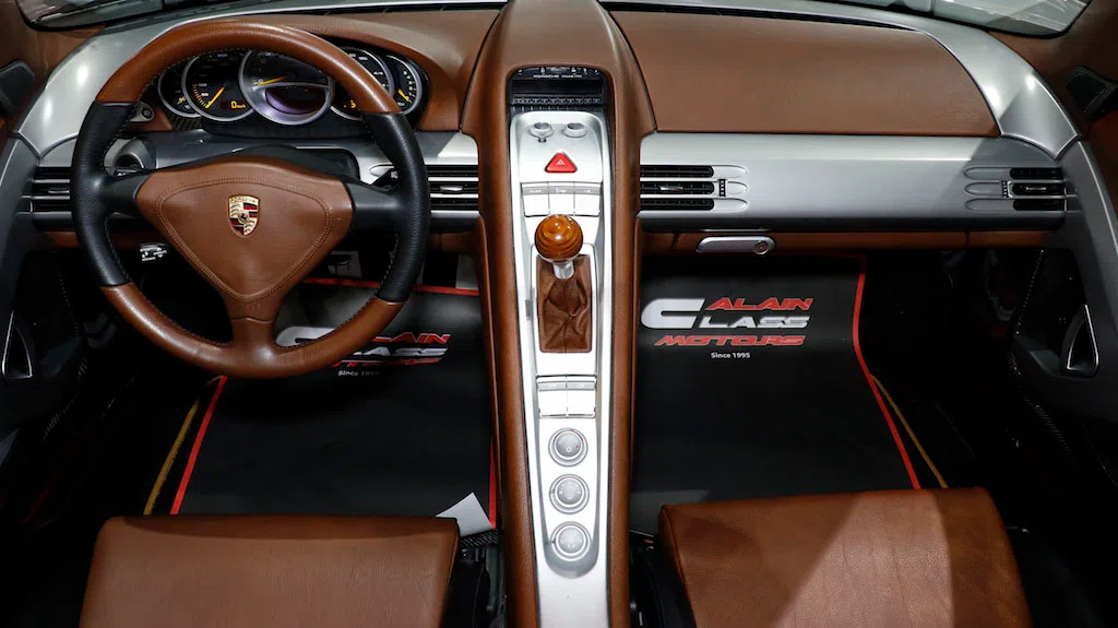 2006 Porsche Carrera GT interior