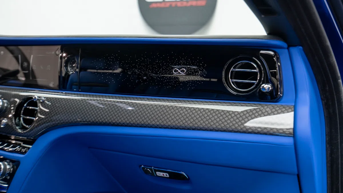 2023 Rolls-Royce Ghost Black Badge, detail