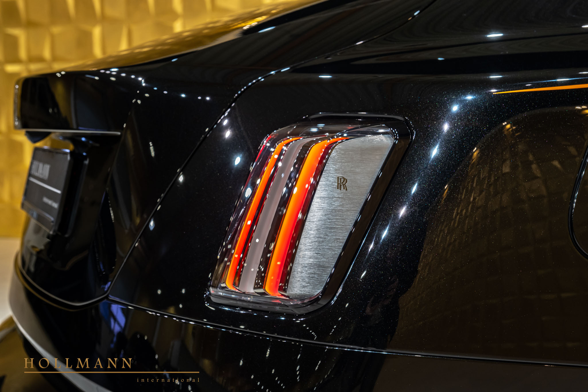 2024 Rolls-Royce Spectre, 10/20