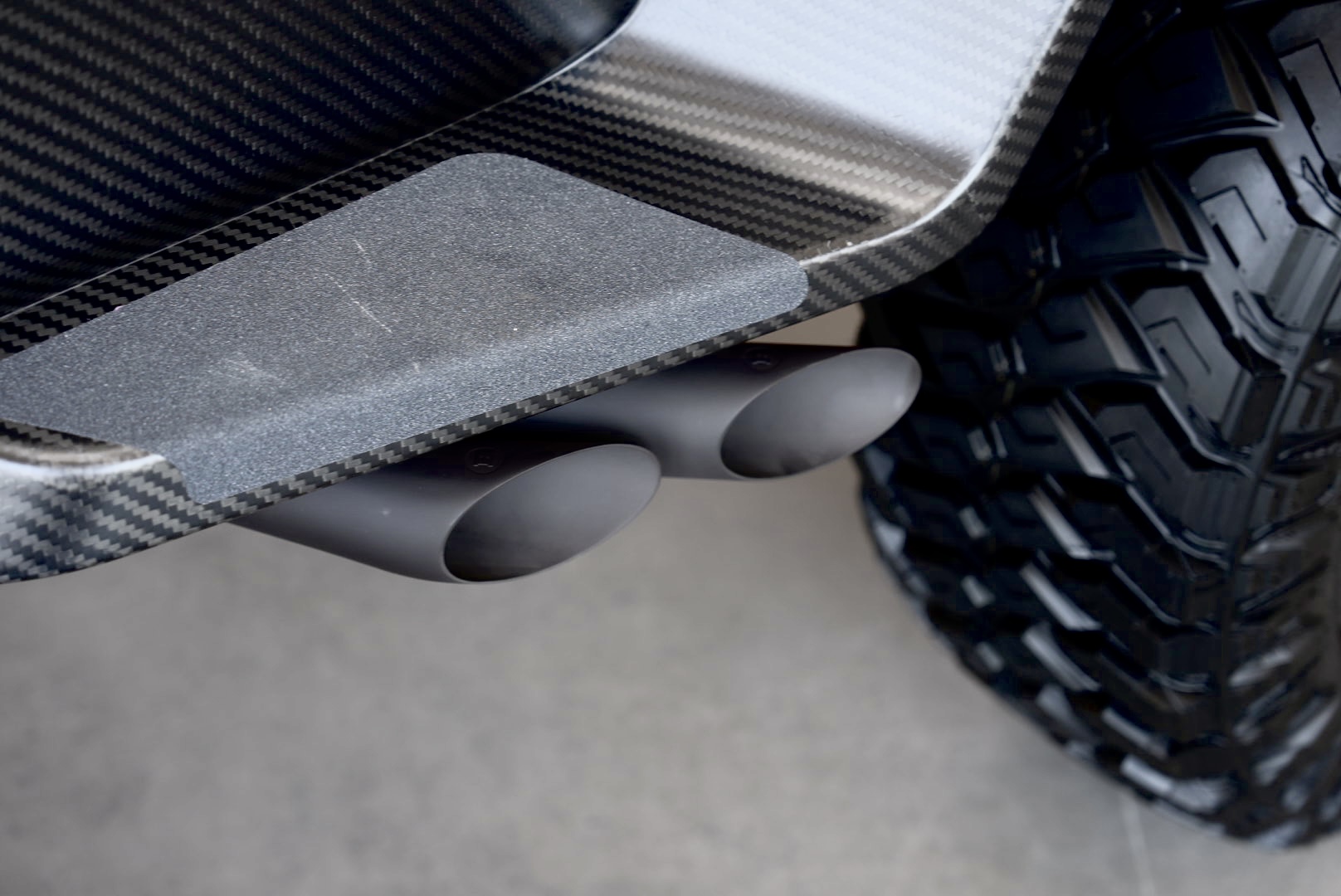 2023 BRABUS Crawler, 10/14