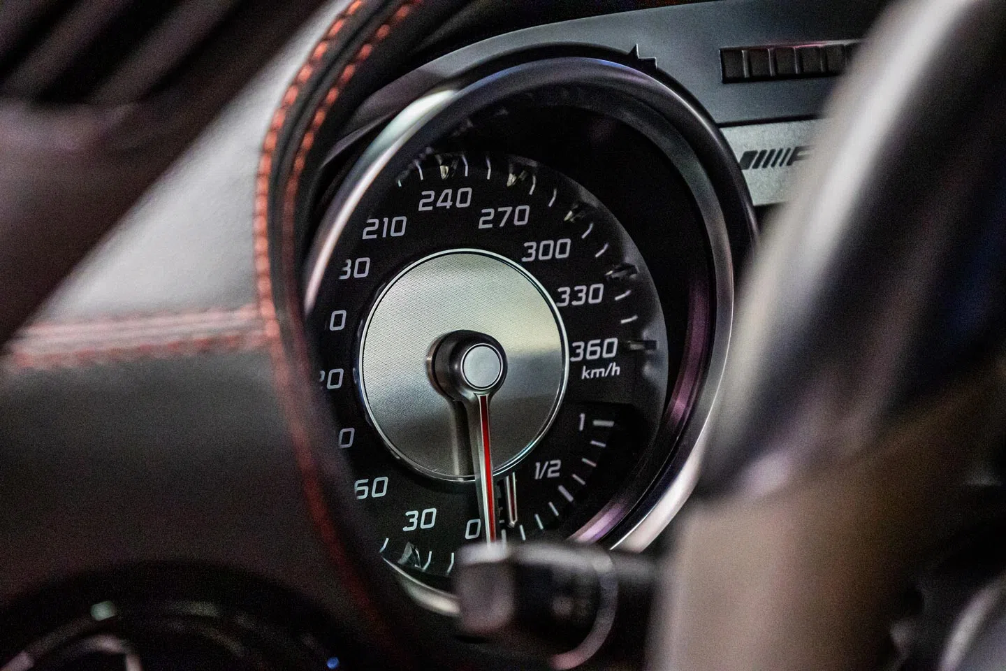 2014 Mercedes-Benz SLS AMG GT interior