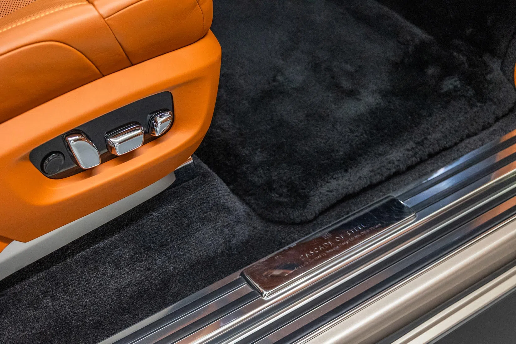 2022 Rolls-Royce Phantom Bespoke interior, door sill