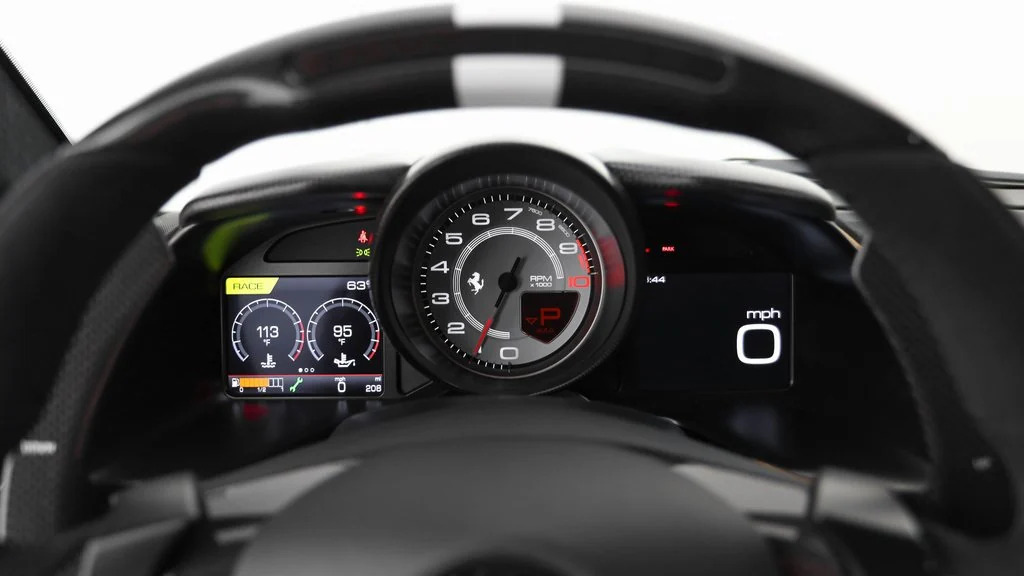 2023 Ferrari 812 Competizione, 7/20
