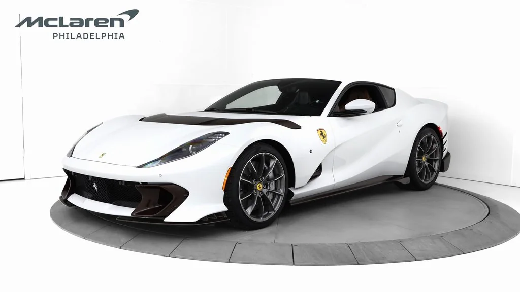 2023 Ferrari 812 Competizione, 20/20