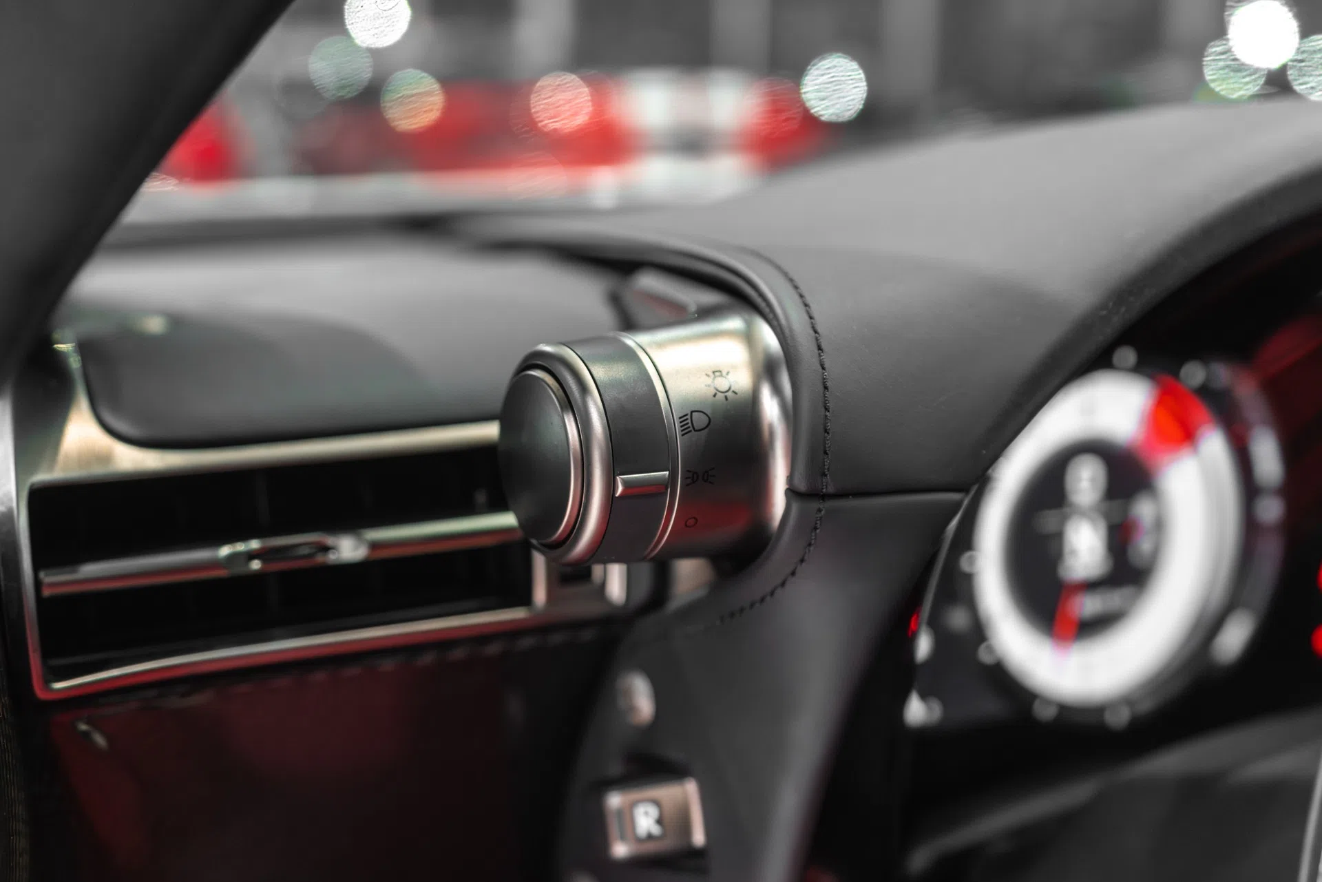 2012 Lexus LFA interior, center console