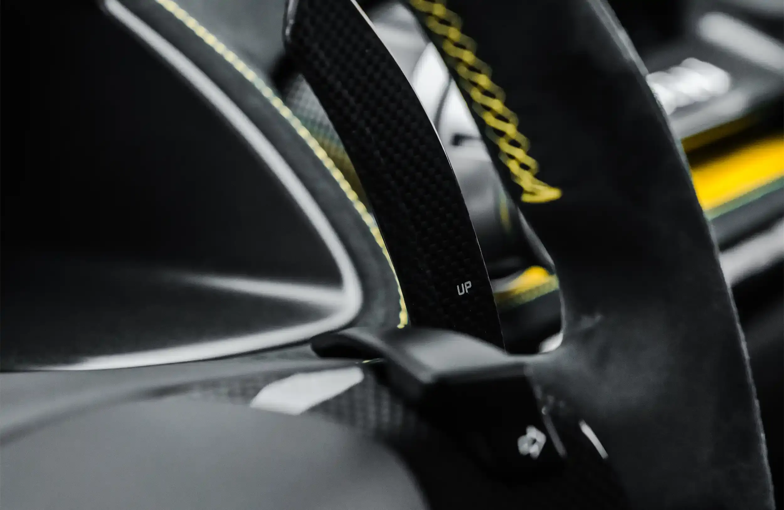 2023 Ferrari 812 Competizione Atelier, 15/16