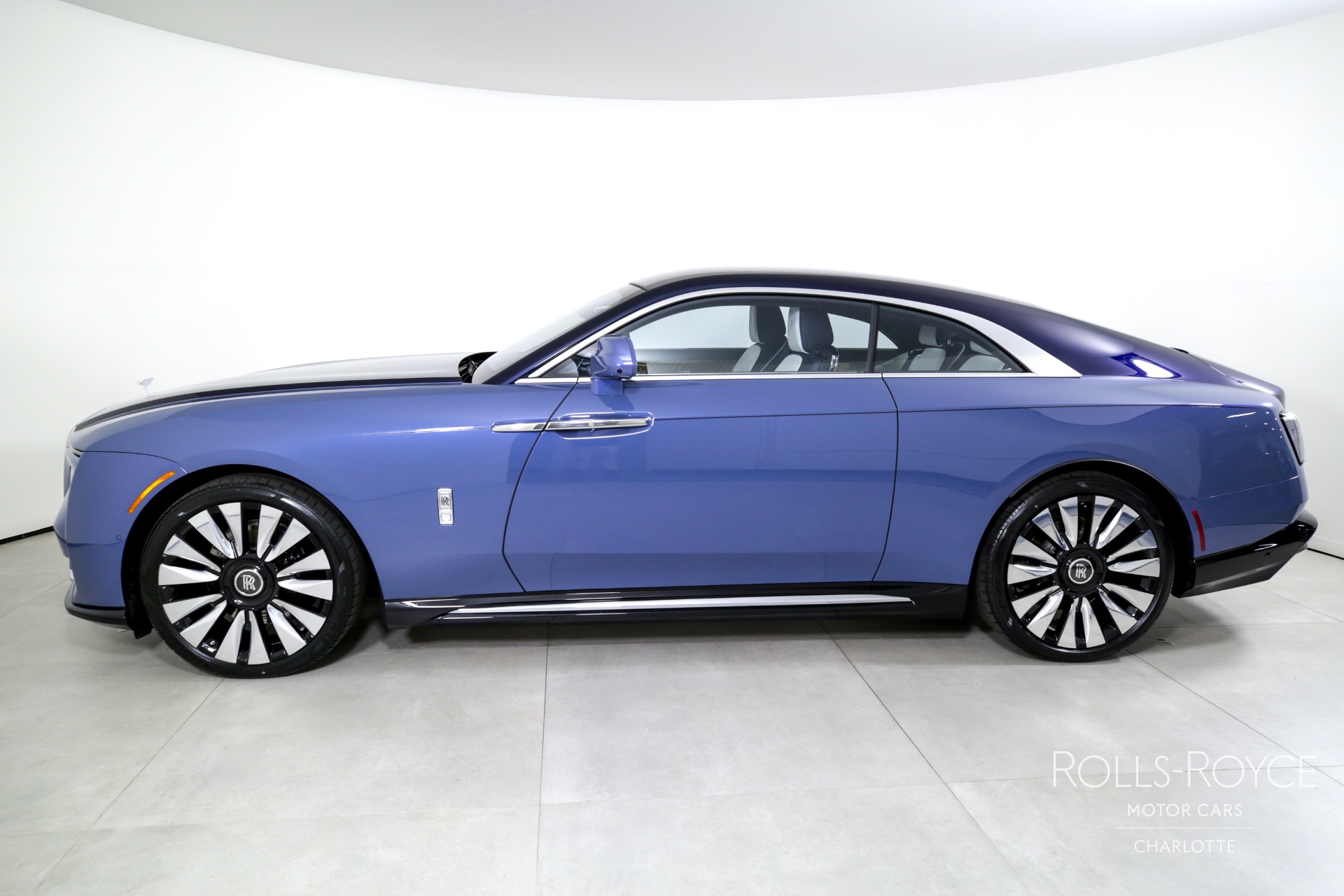 2024 Rolls-Royce Spectre, 2/20