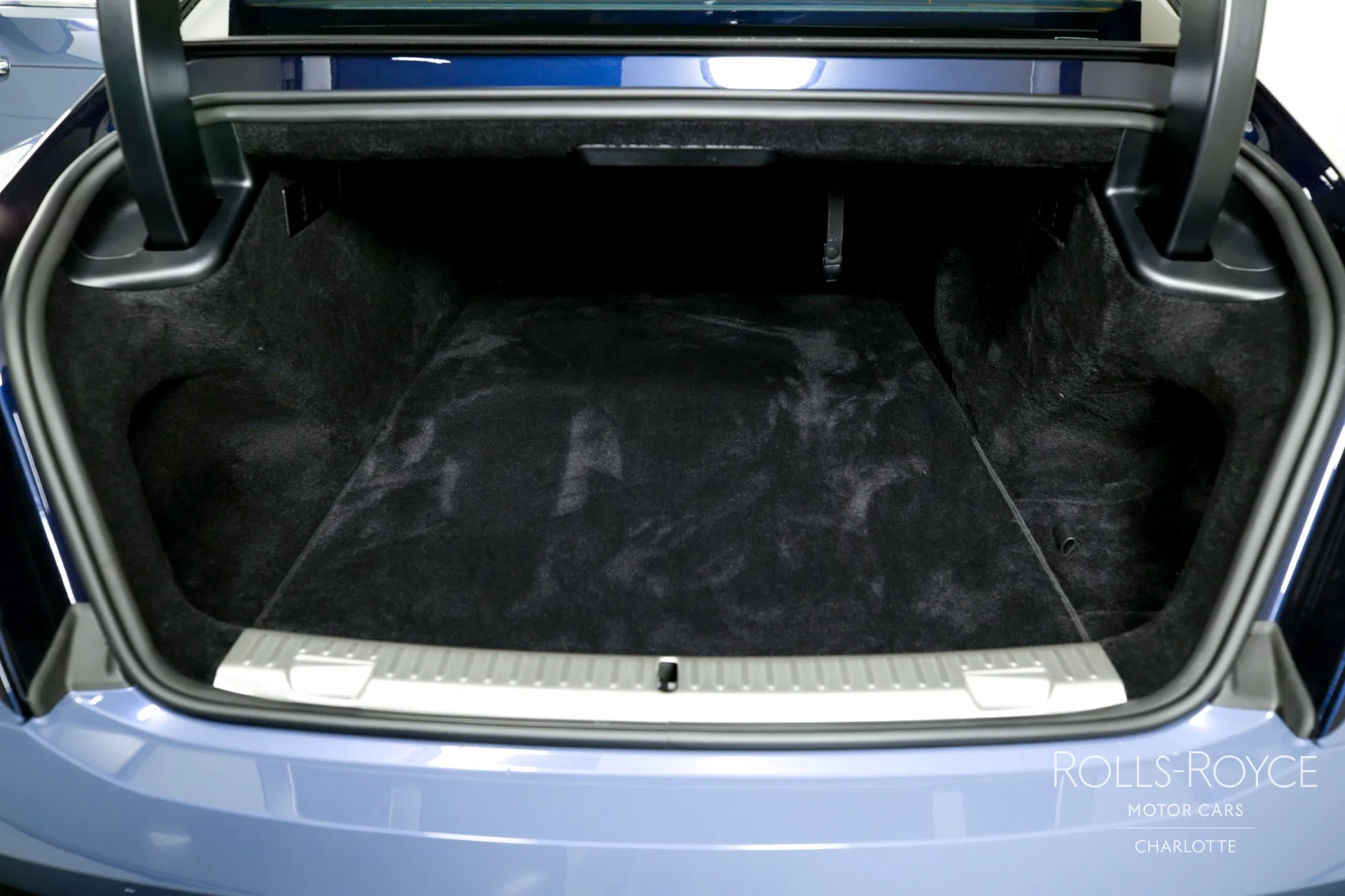 2024 Rolls-Royce Spectre trunk