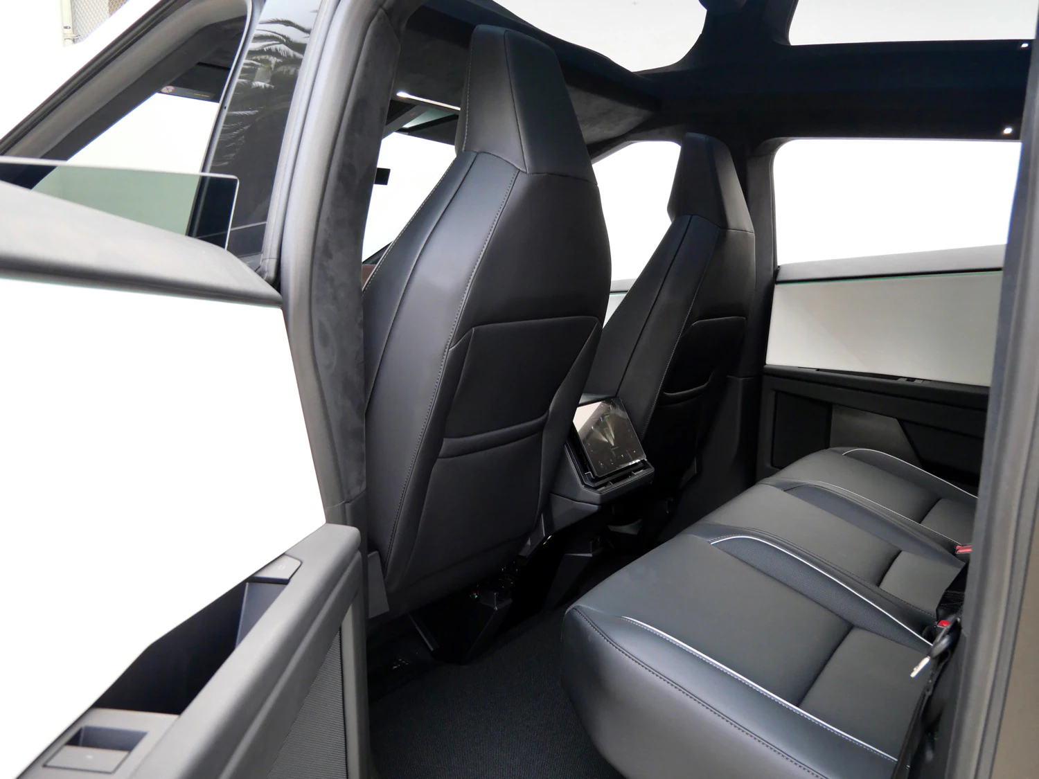2024 Tesla Cybertruck, 11/20