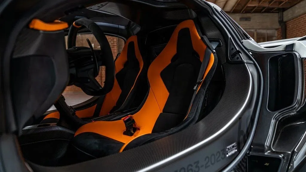 2014 McLaren P1 interior, seats, Hermes Orange