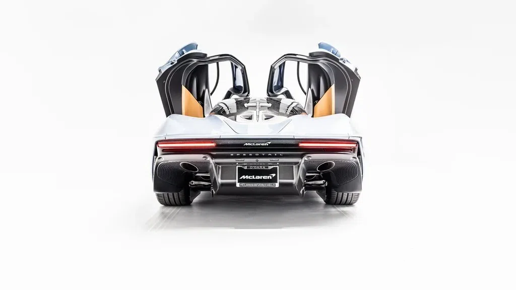 2020 McLaren Speedtail, rear three-quarter view, Polaris Blue