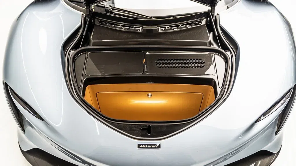 2020 McLaren Speedtail trunk