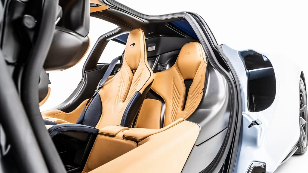 2020 McLaren Speedtail, 20/20