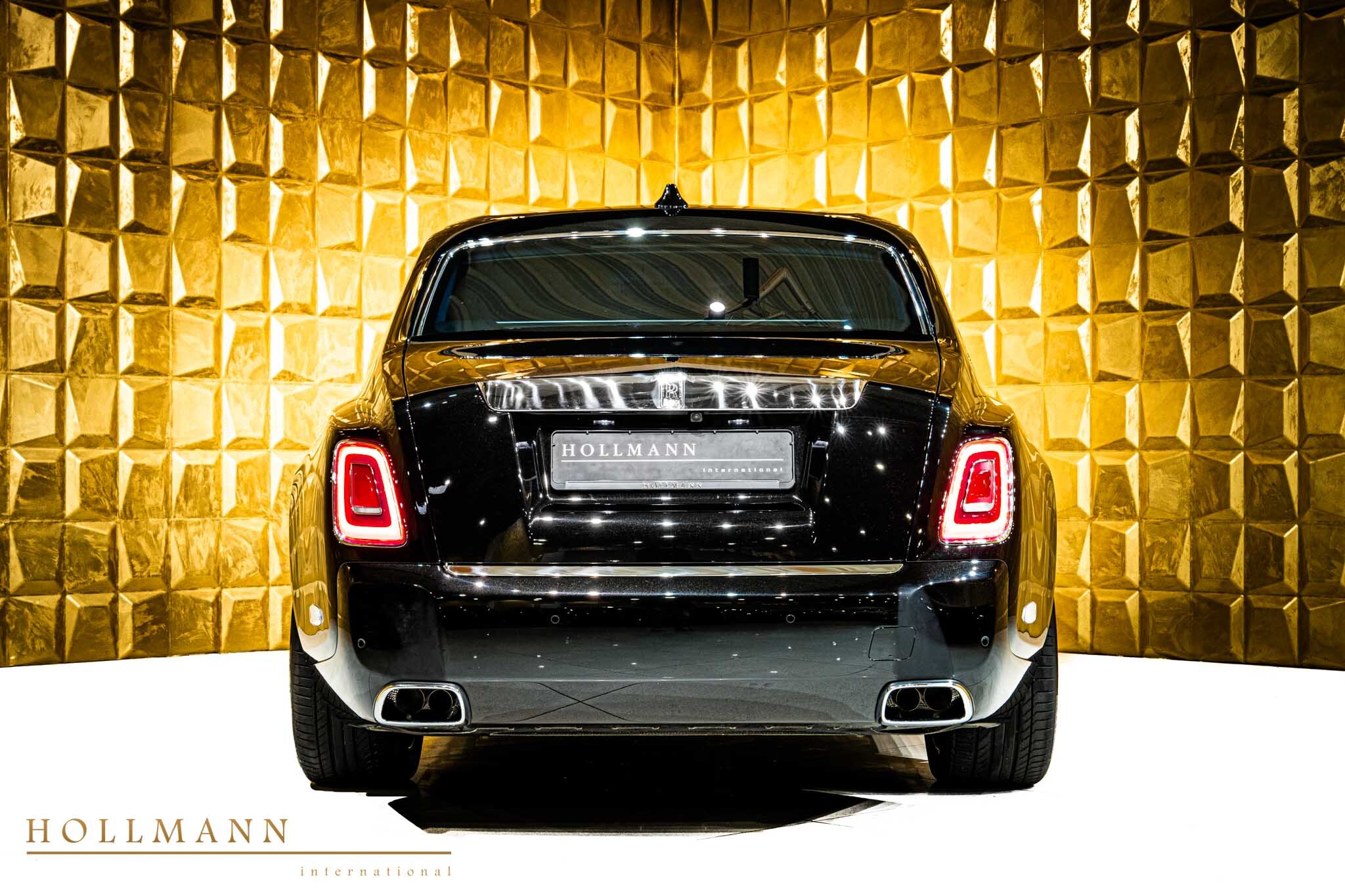 2024 Rolls-Royce Phantom EWB, 12/20