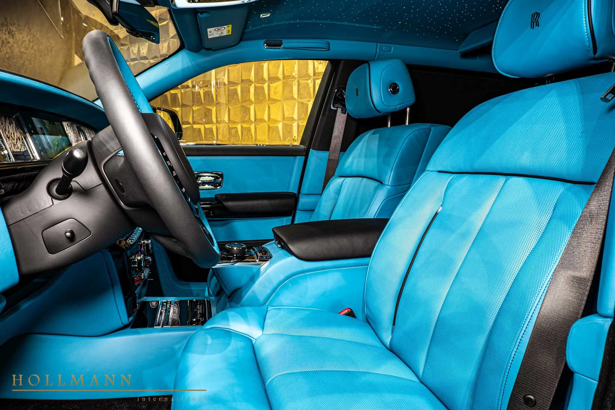 2024 Rolls-Royce Phantom EWB interior, seats, Leather Turchese
