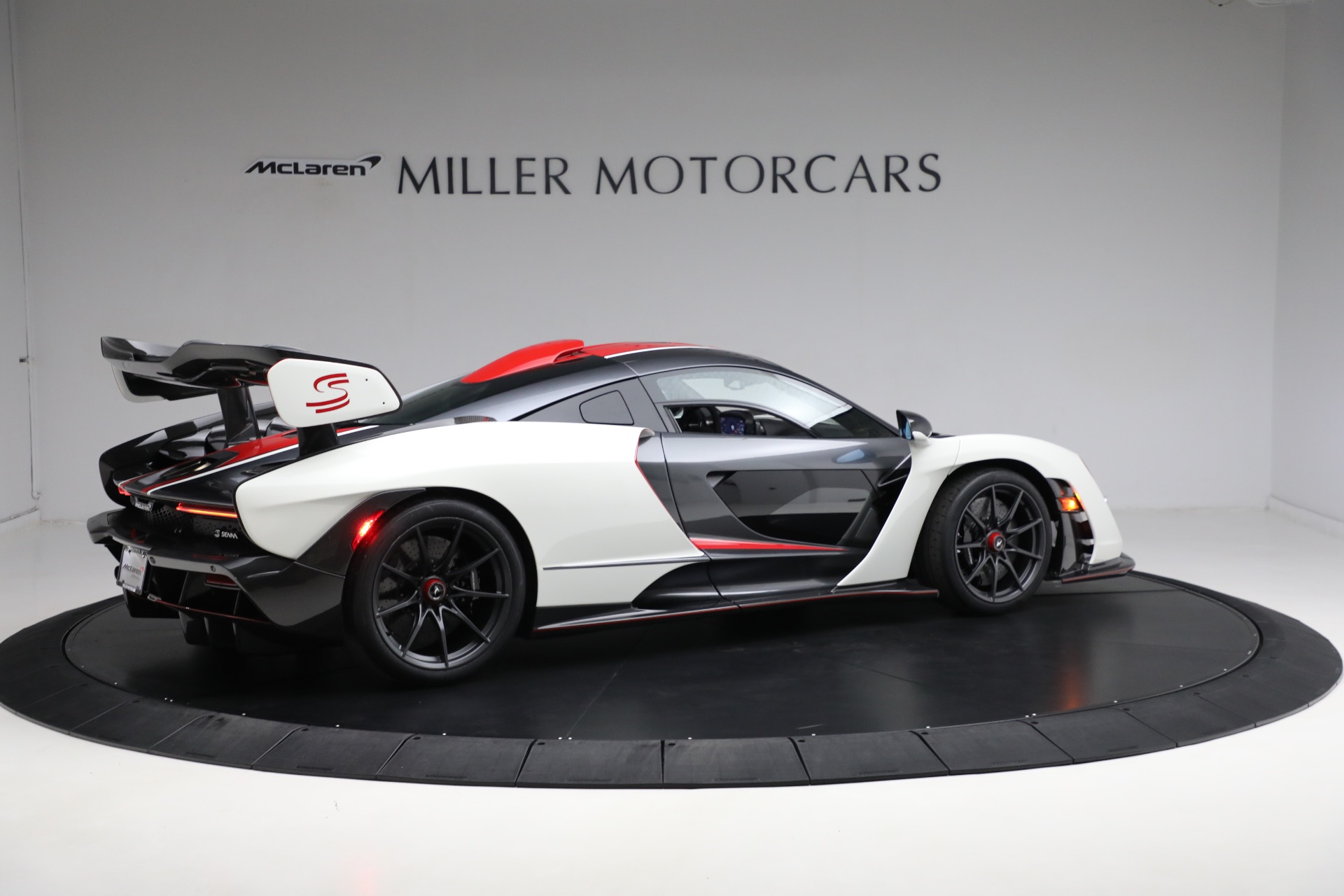 2019 McLaren Senna, 9/20