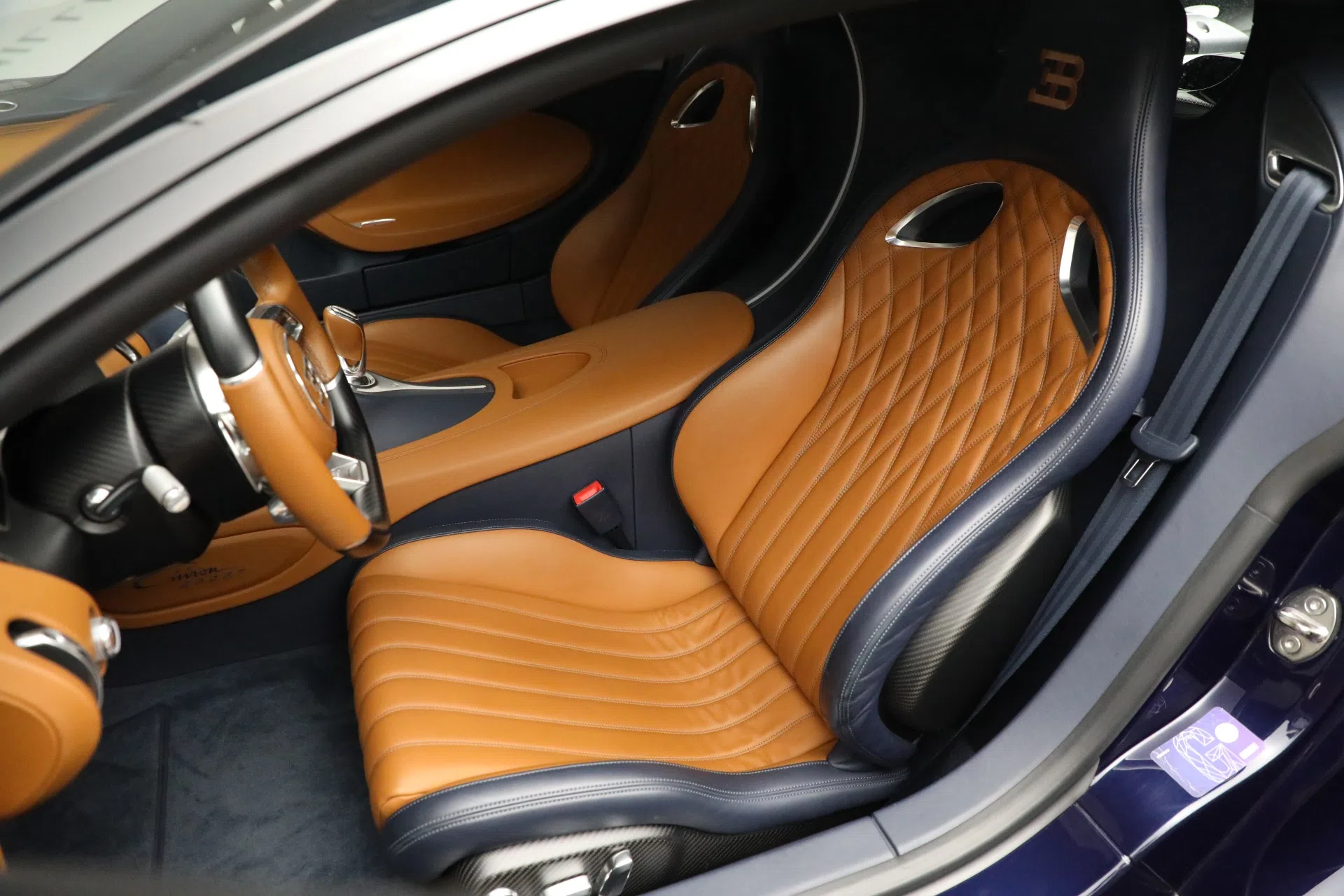 2020 Bugatti Chiron Sport interior, seats