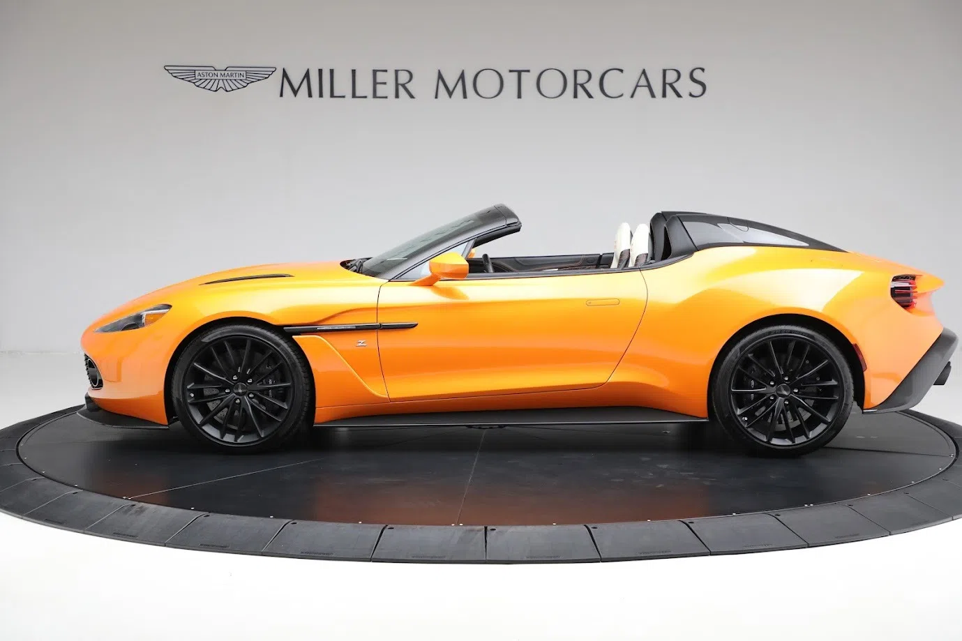 2018 Aston Martin Vanquish Zagato Speedster, side profile, Cayucos Orange
