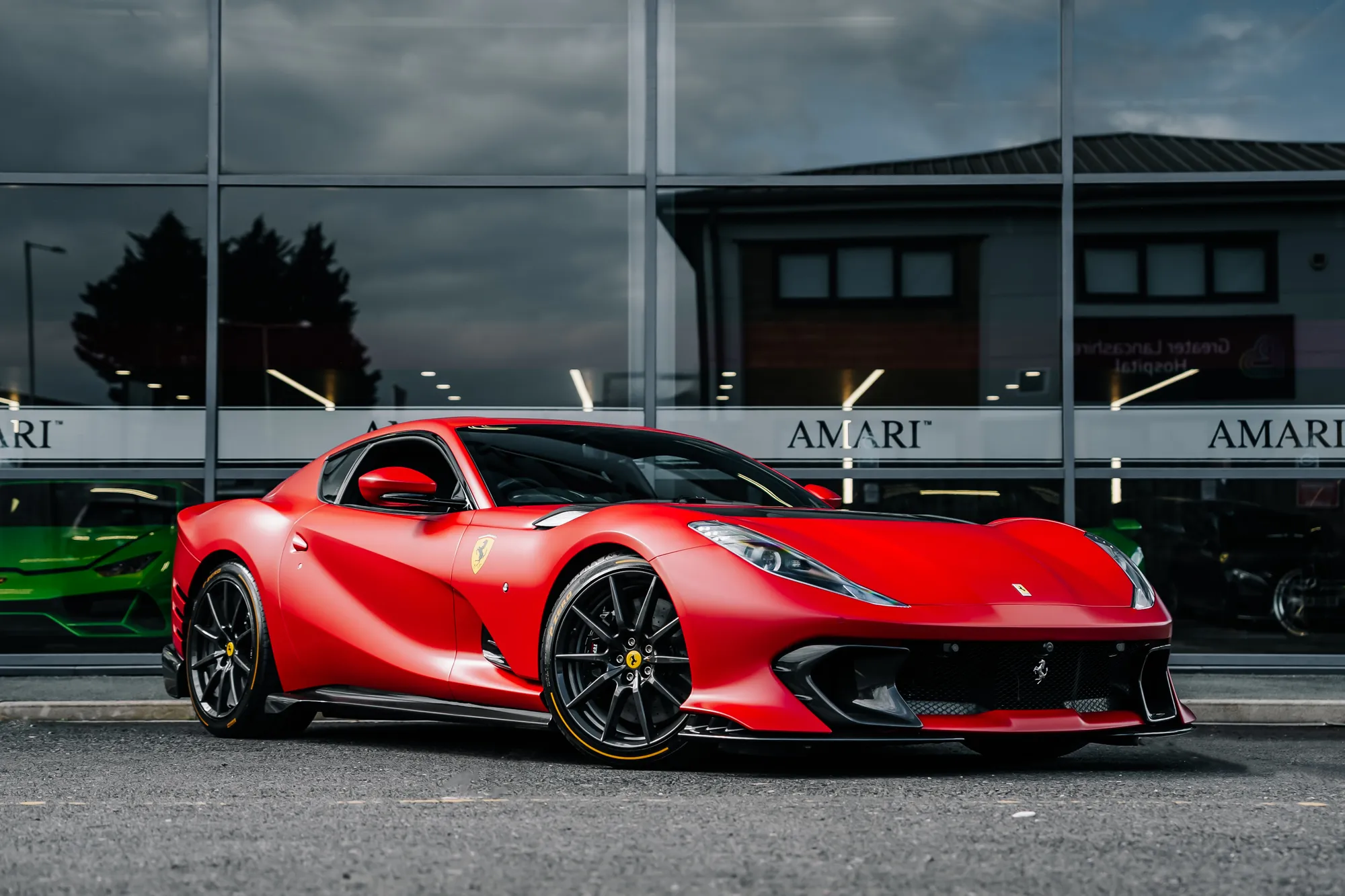 2023 Ferrari 812 Competizione, 21/40