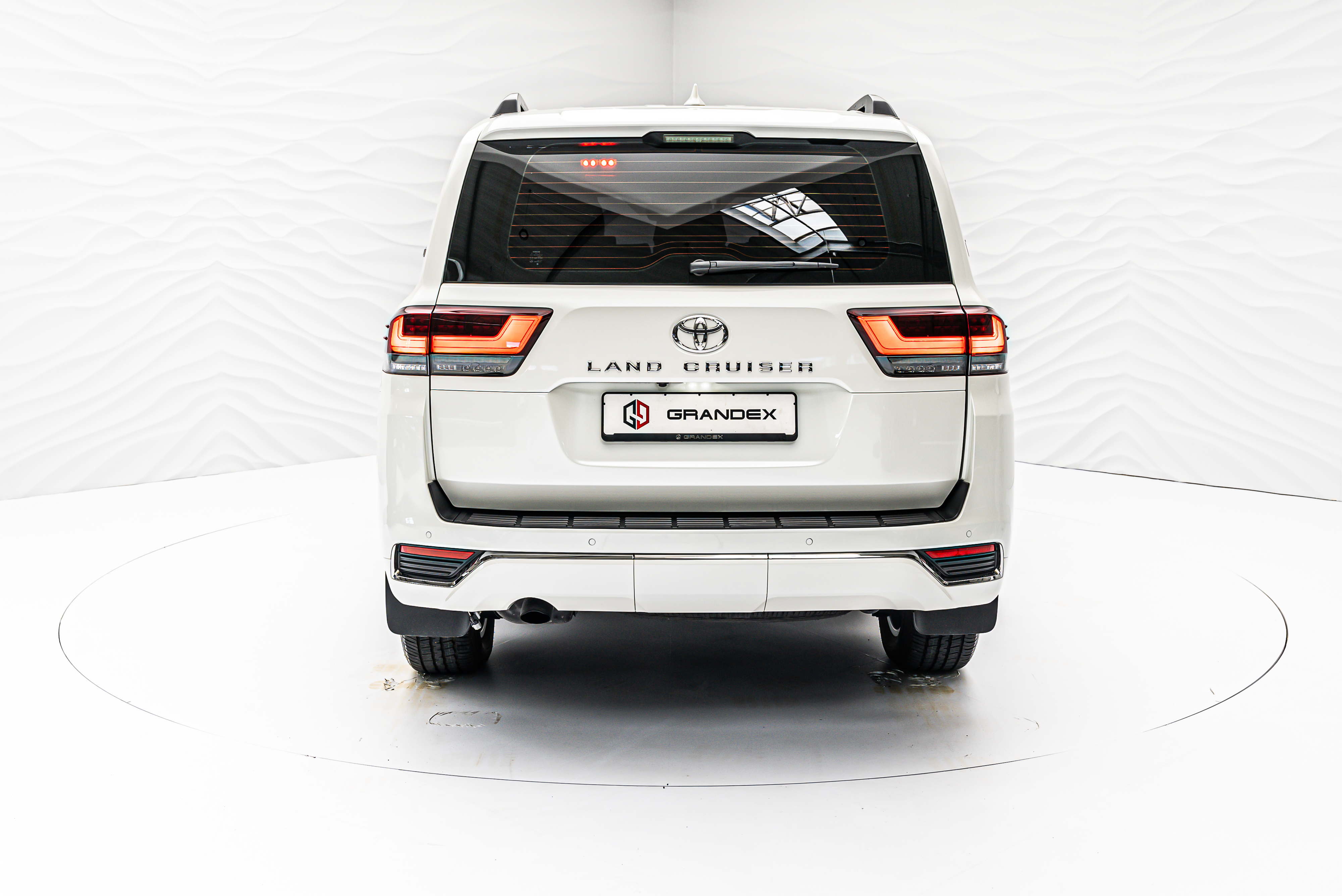 2025 Toyota Land Cruiser 300 3.5 Armored B6, 20/20