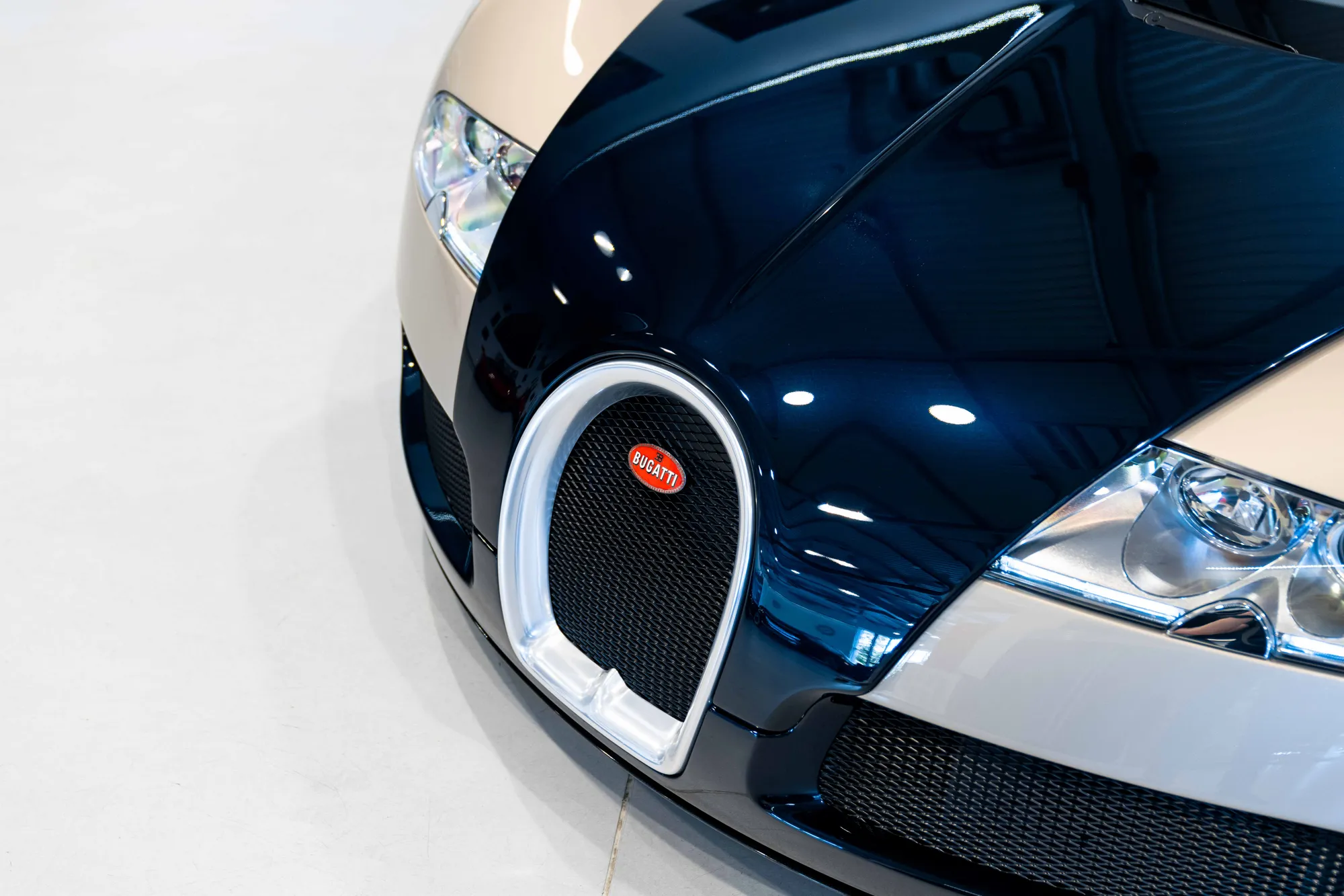 2008 Bugatti Veyron 16.4, 2/20