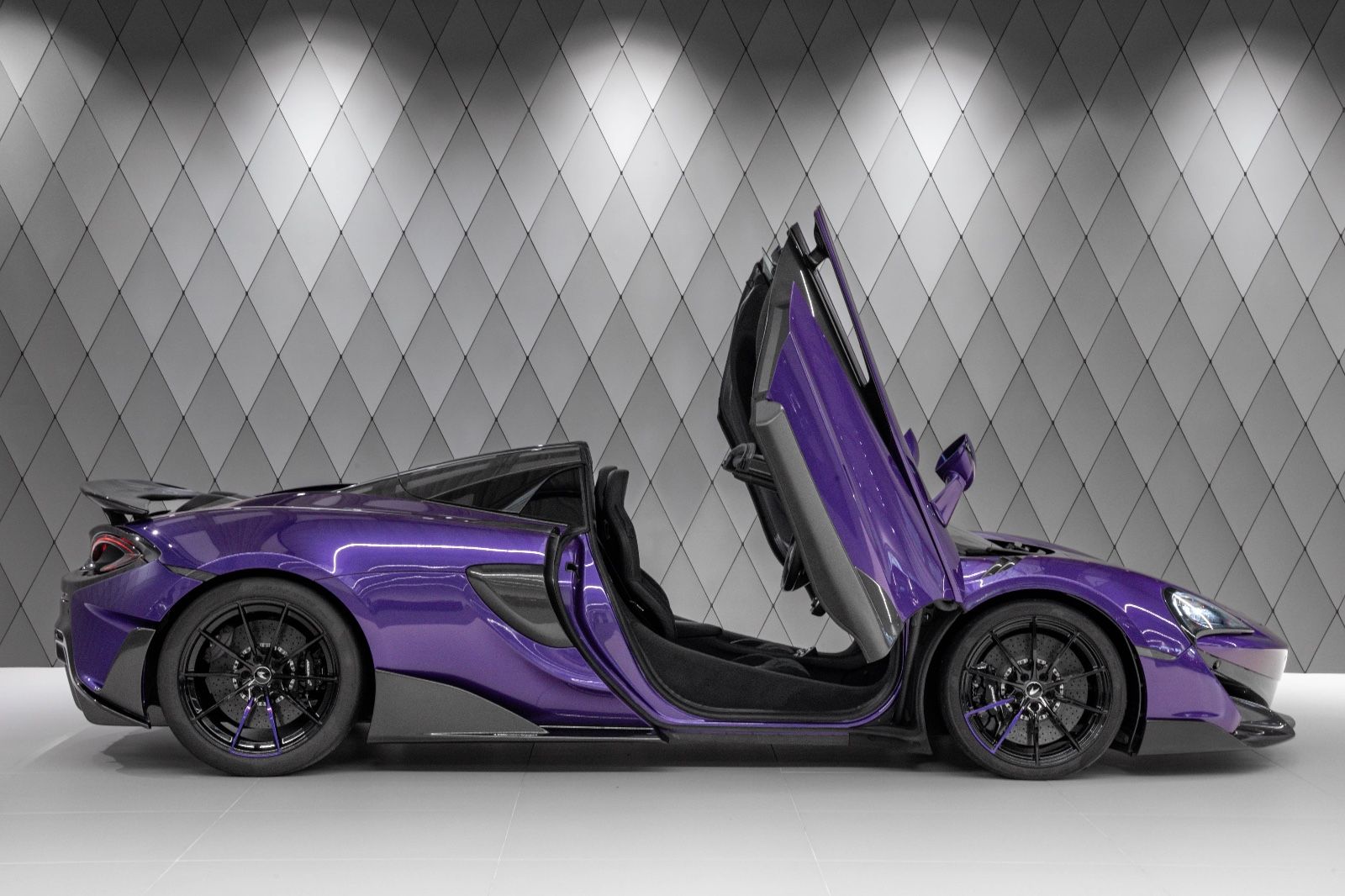 2021 McLaren 600LT Spider, 6/20