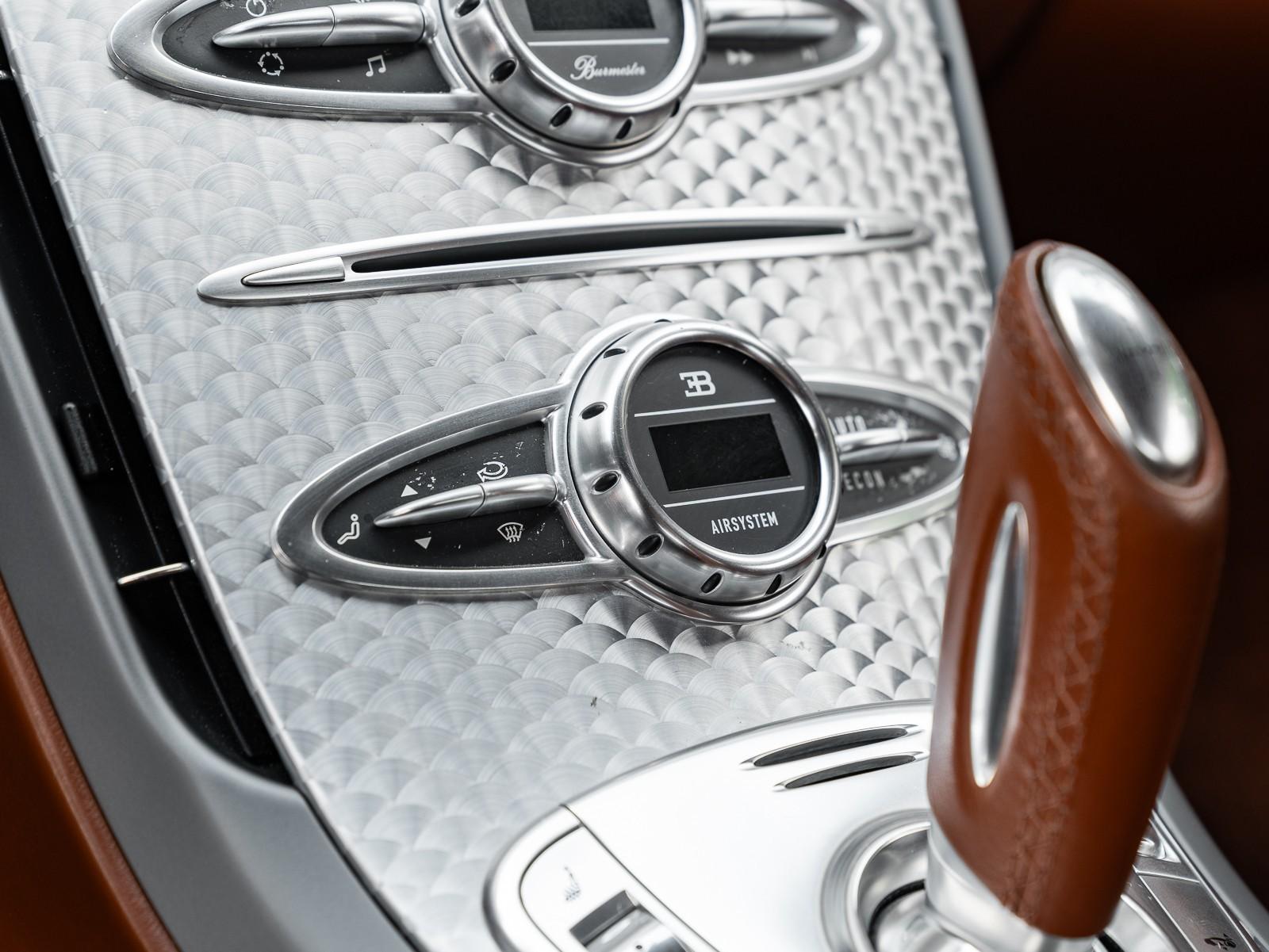 2006 Bugatti Veyron 16.4, 19/20