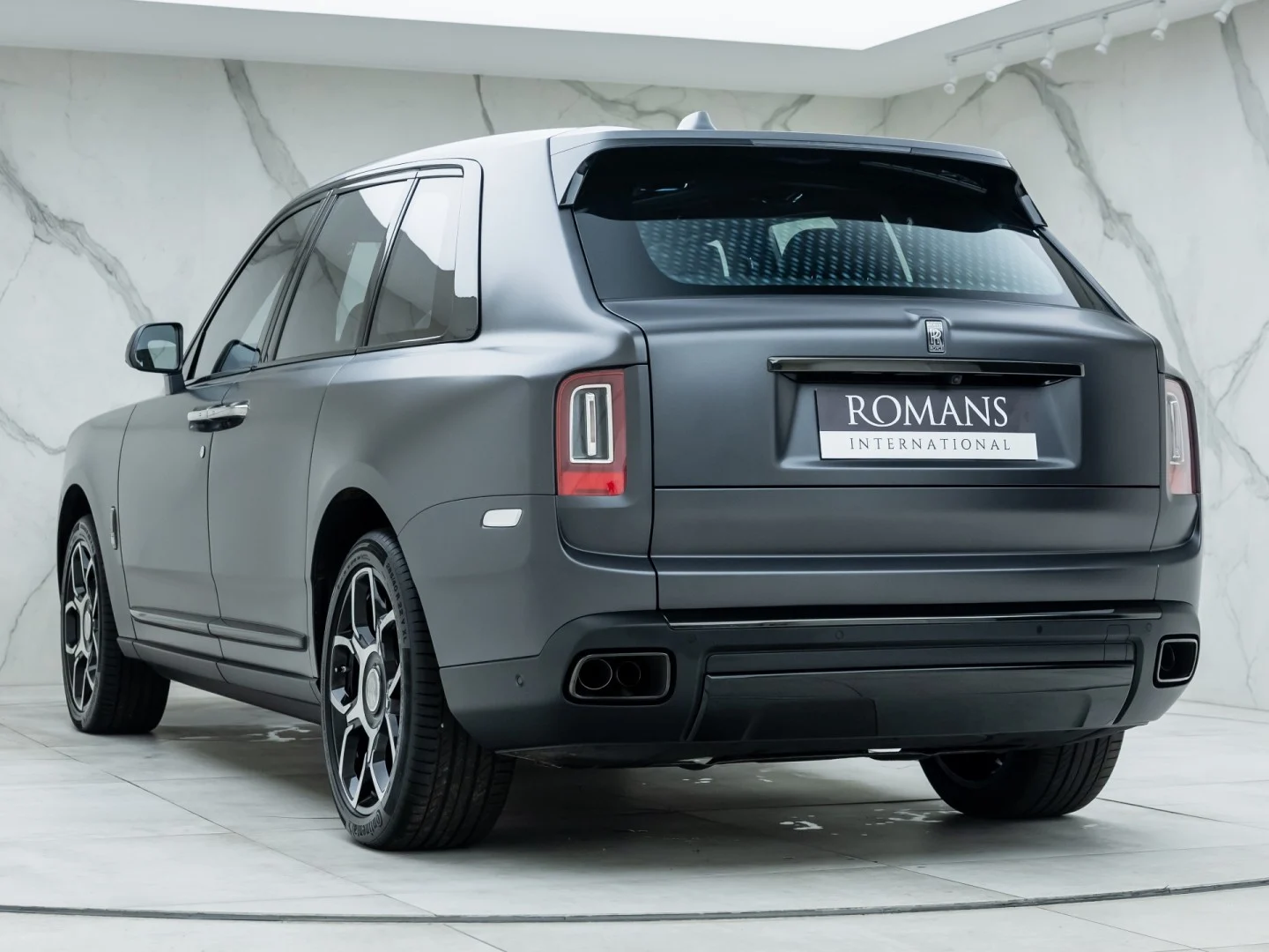 2022 ROLLS-ROYCE CULLINAN BLACK BADGE, 11/20