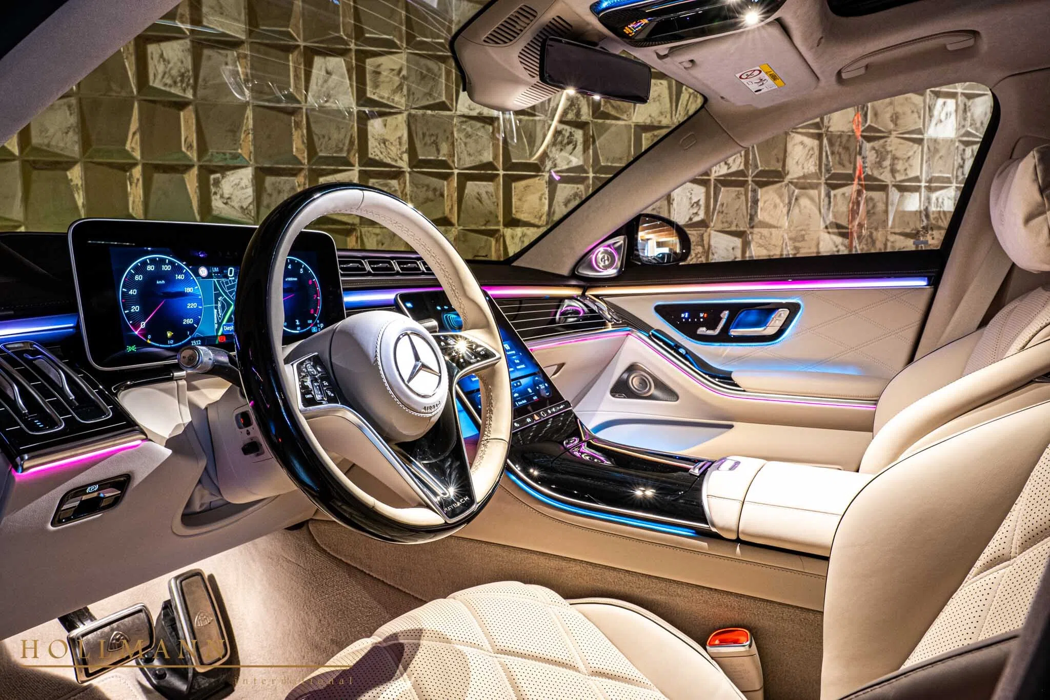 2025 Mercedes-Benz Maybach S 680 interior