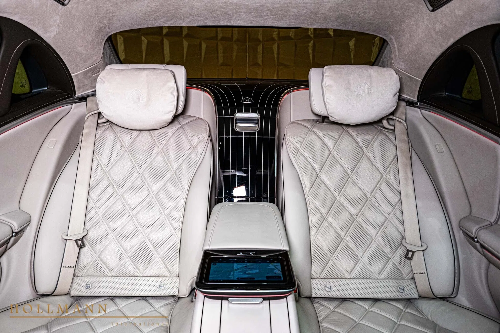 2025 Mercedes-Benz Maybach S 680 interior, seats