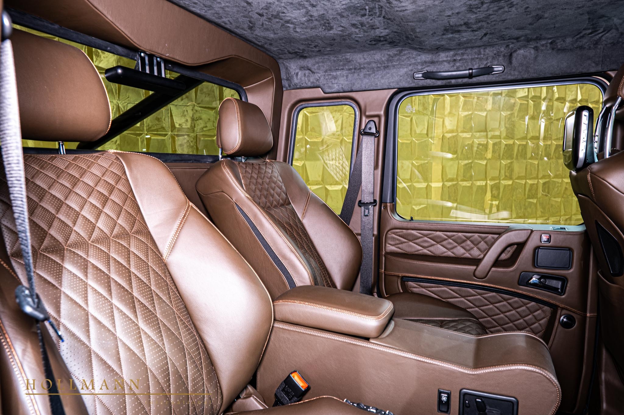2015 BRABUS G 700 6x6, 14/16