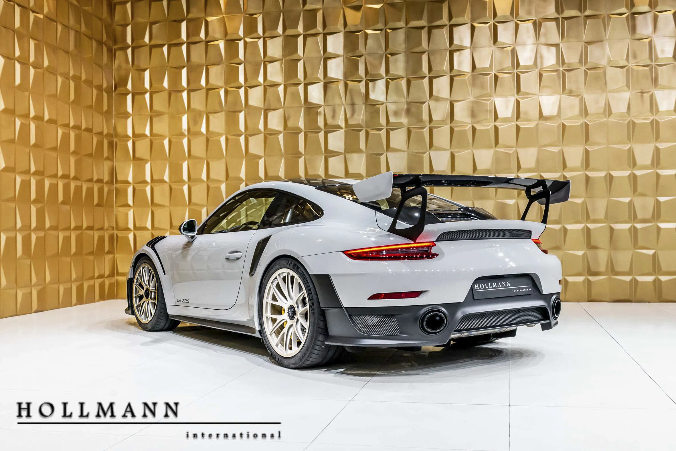 2019 Porsche 911 GT2 RS WEISSACH PACKAGE for sale, exterior, Crayon