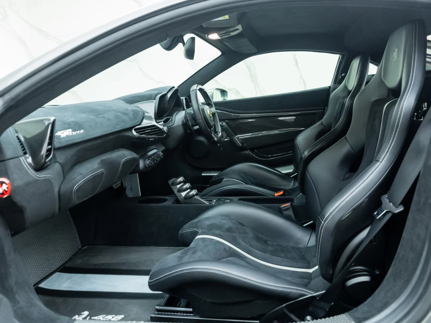 2015 Ferrari 458 Speciale, 12/16