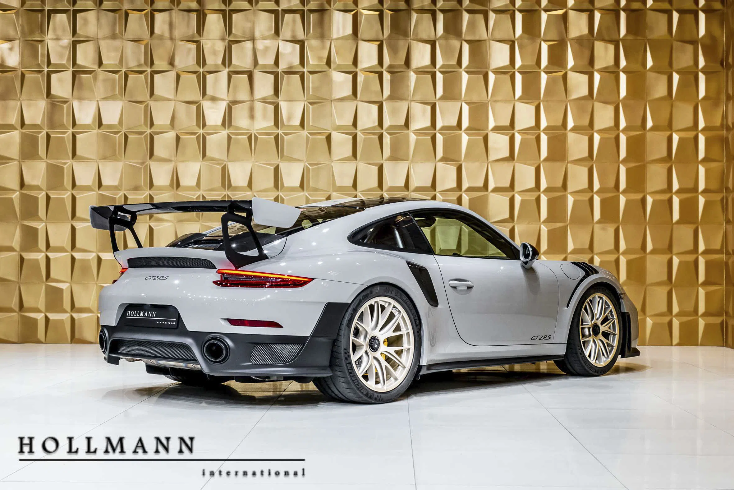 2019 Porsche 911 GT2 RS WEISSACH PACKAGE for sale, exterior, Crayon