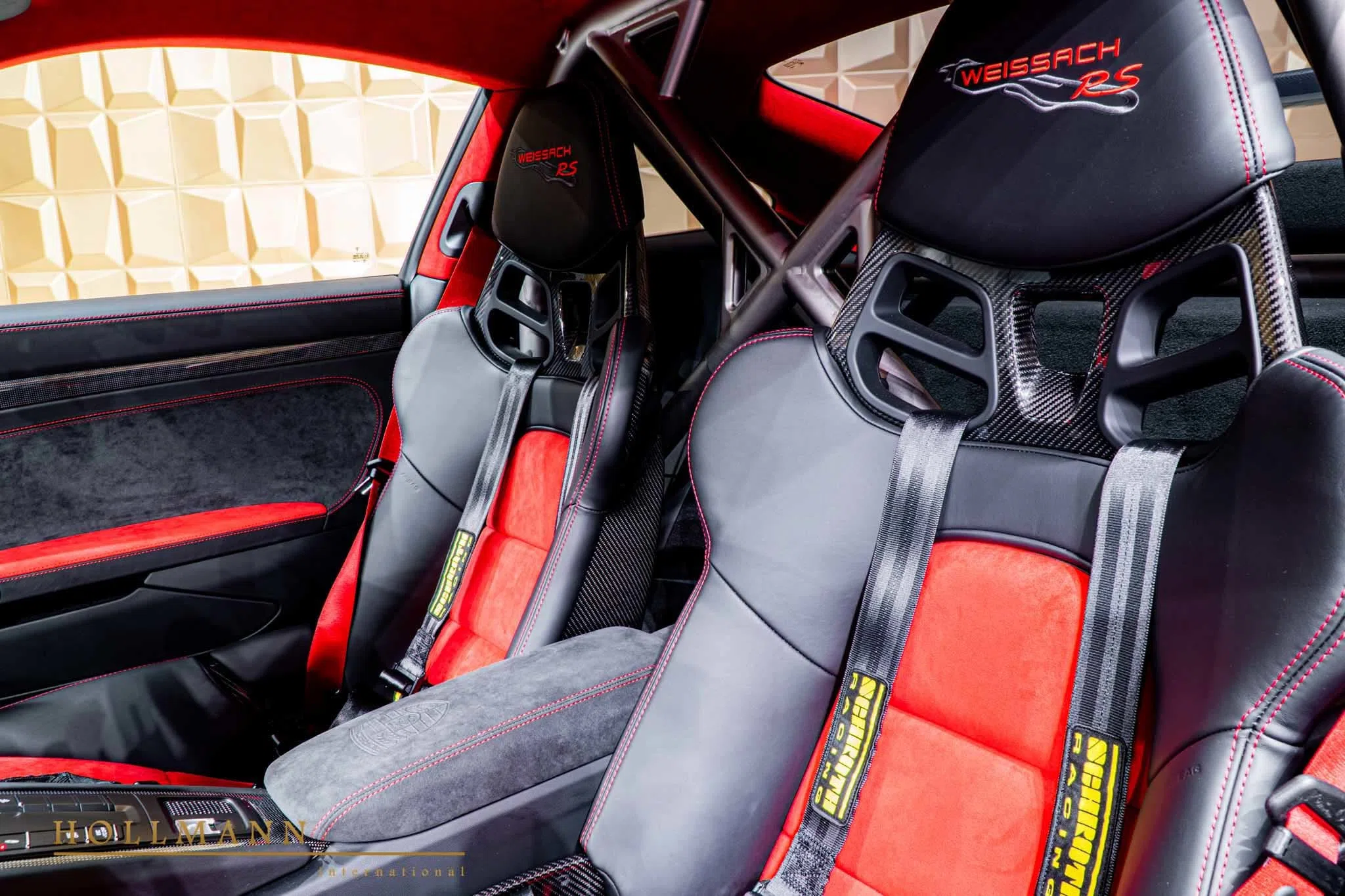 2019 Porsche 911 GT2 RS WEISSACH PACKAGE interior, seats, Leather Interior in Black + Red
