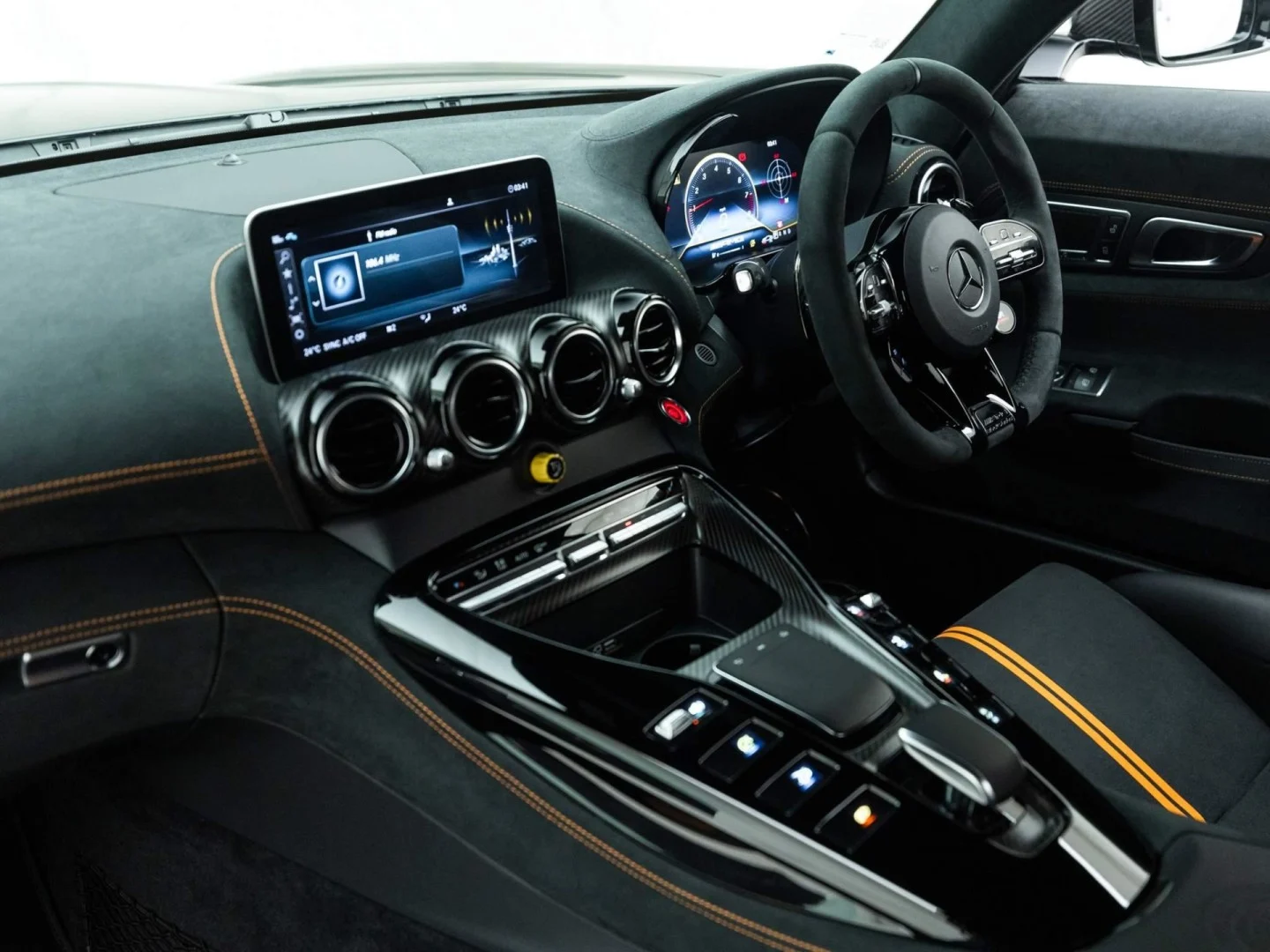 2022 Mercedes-Benz AMG GT Black Series, 7/26