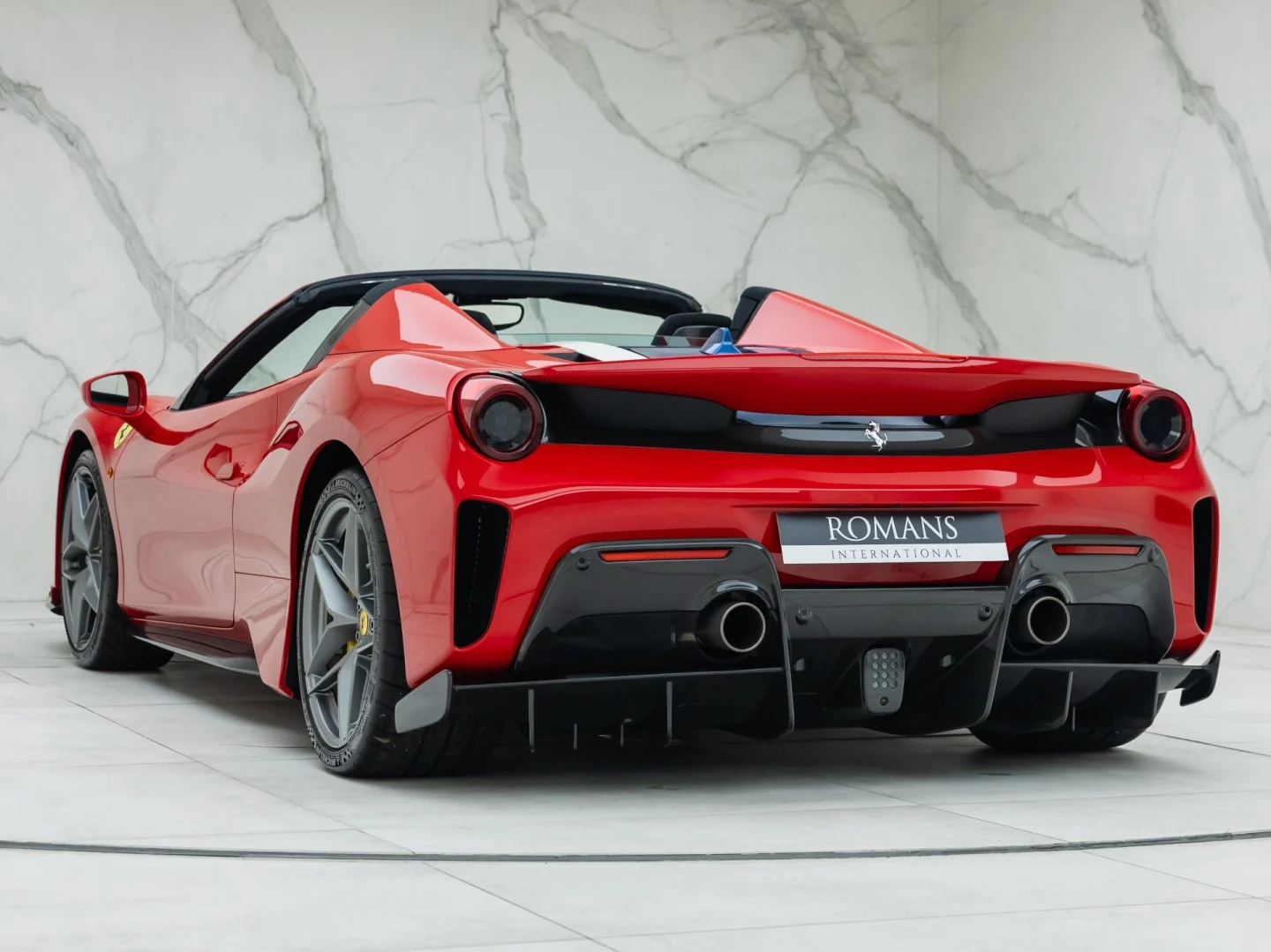 2020 Ferrari 488 Pista Spider, 16/21