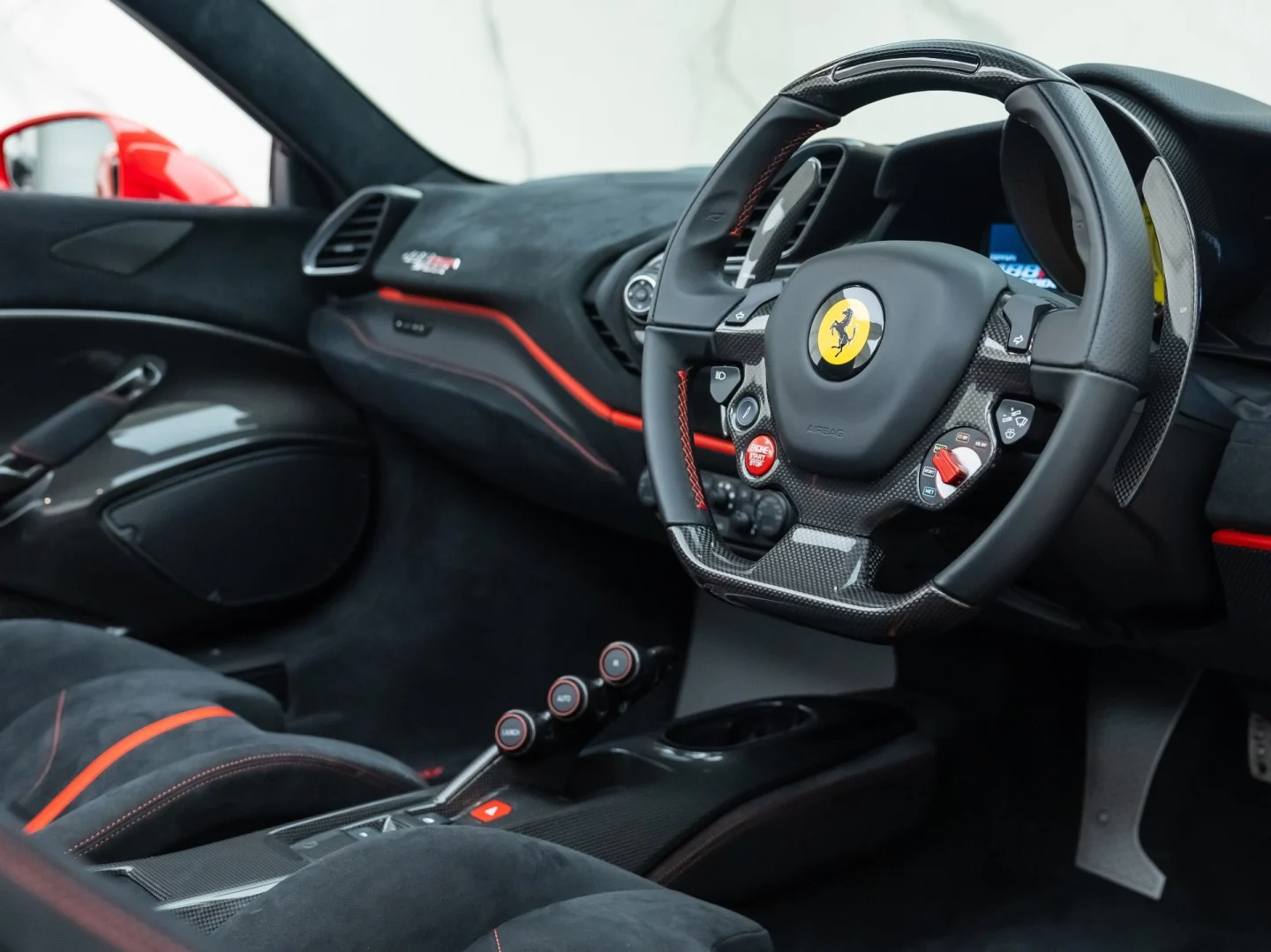 2020 Ferrari 488 Pista Spider, 17/21
