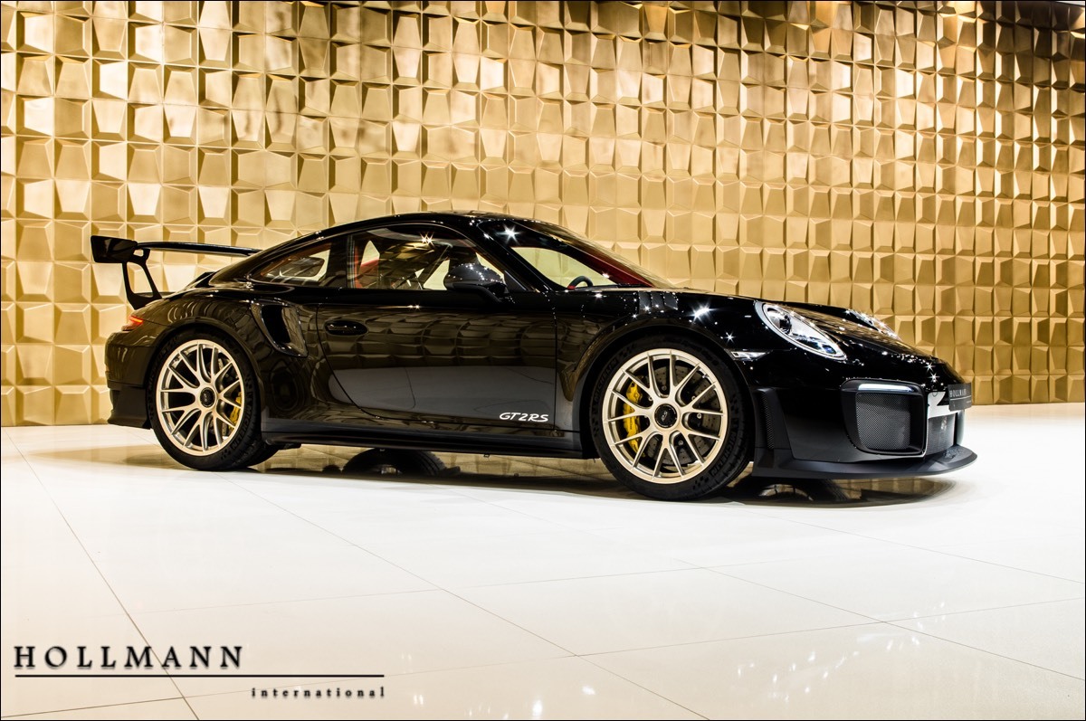 2019 Porsche 911 GT2 RS WEISSACH PACKAGE, 8/19