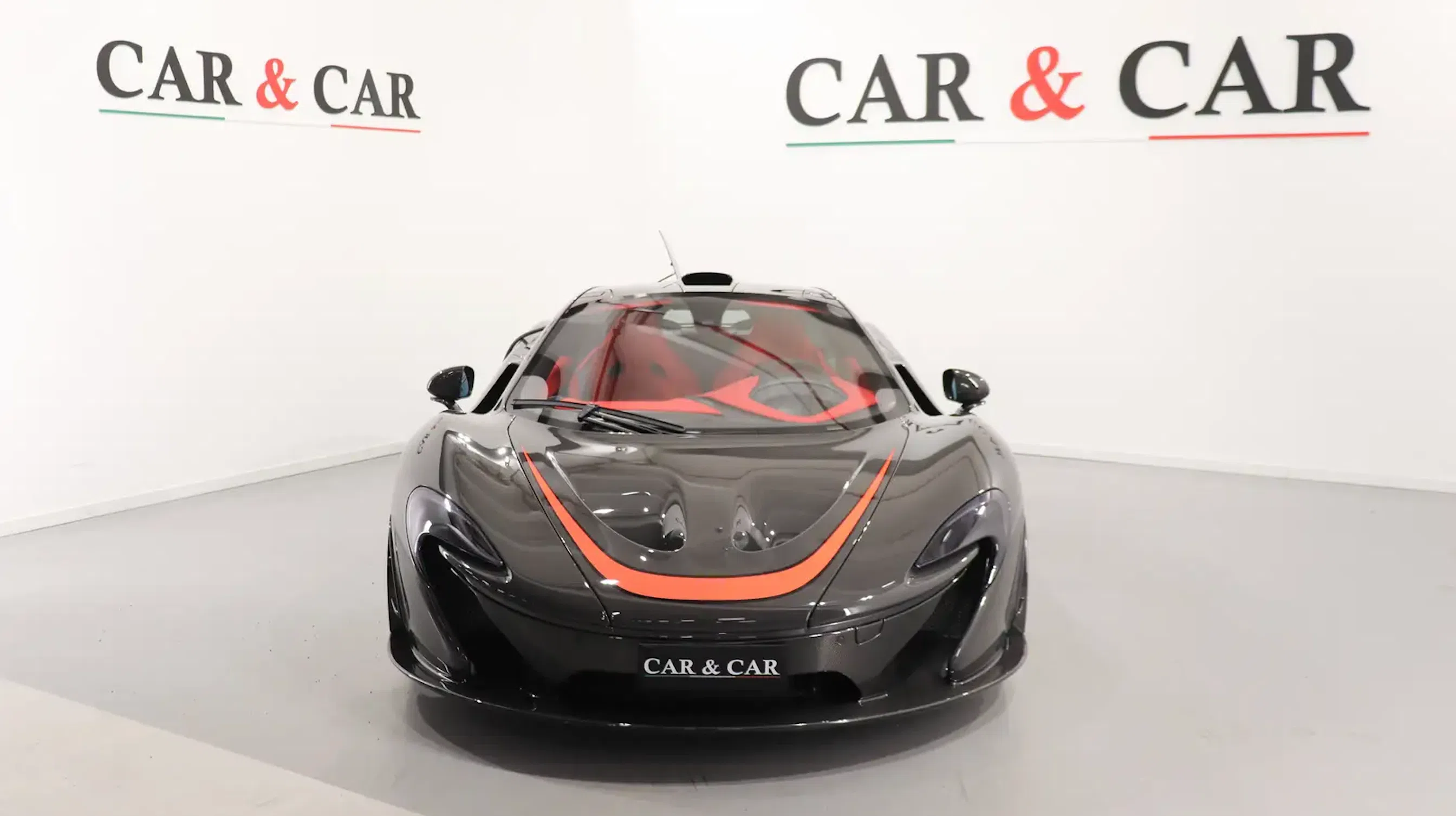 2014 McLaren P1
