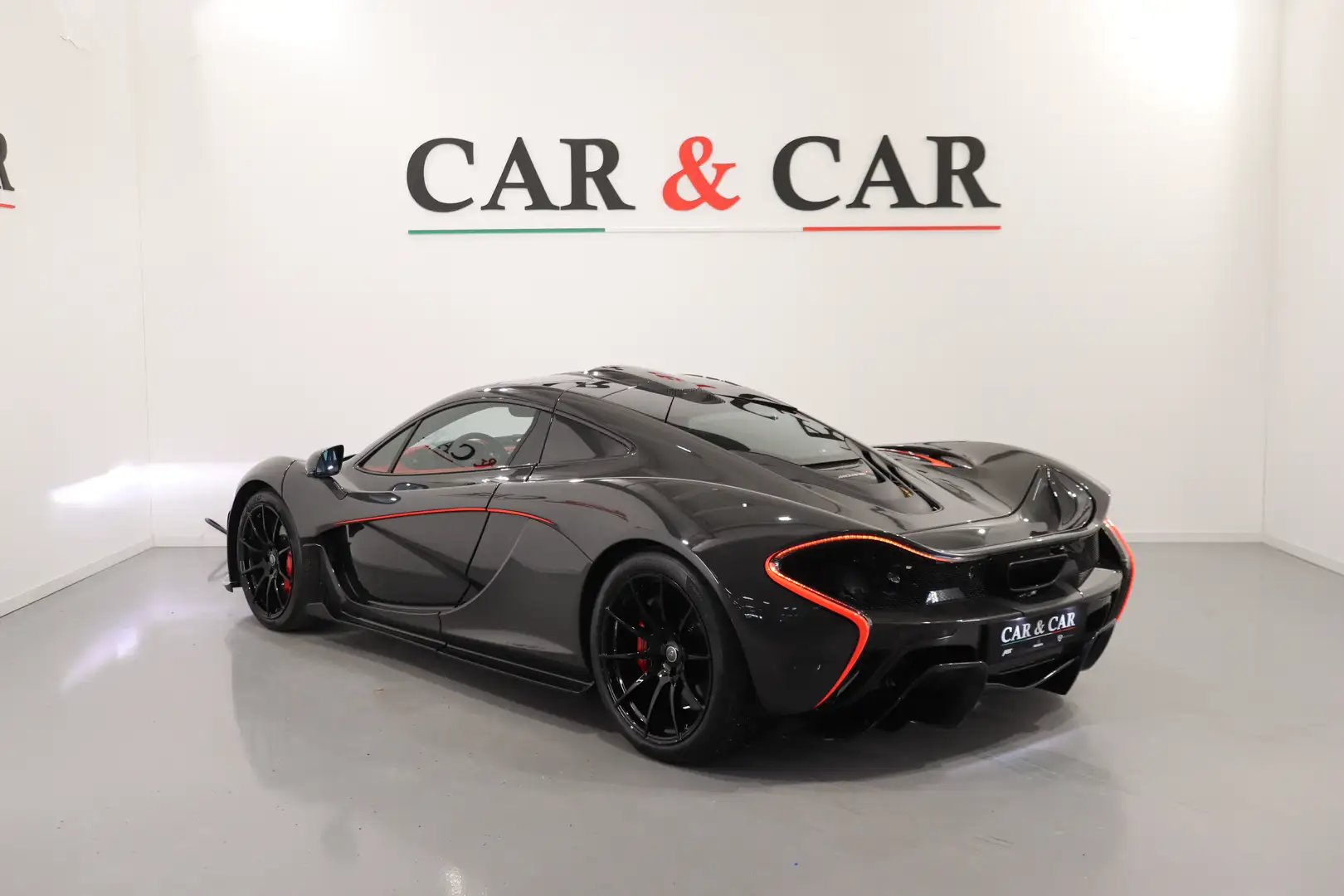 2014 McLaren P1, 4/14