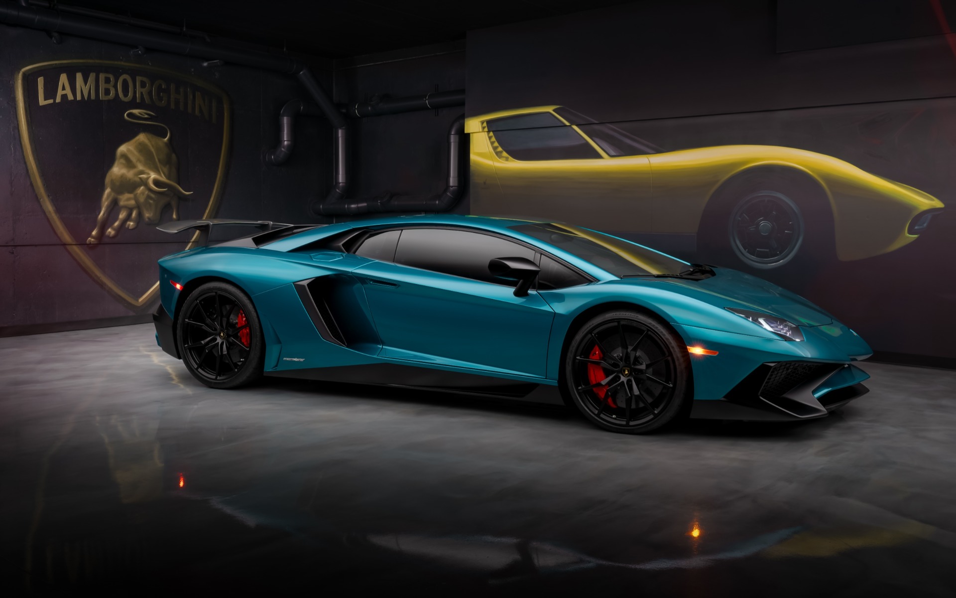 2017 Lamborghini Aventador SV Coupé, 2/37