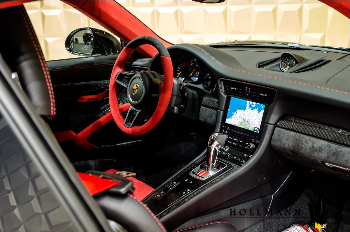 2019 Porsche 911 GT2 RS WEISSACH PACKAGE, 19/19