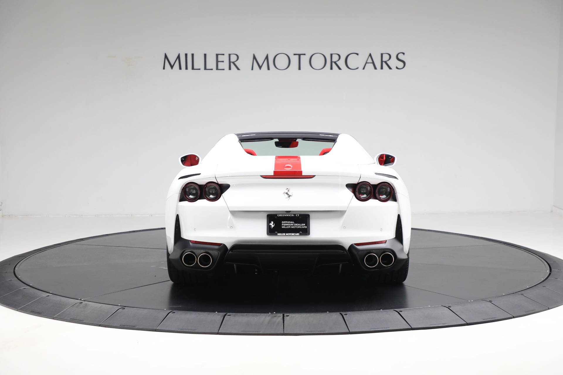 2022 Ferrari 812 GTS Tailor Made, 6/20