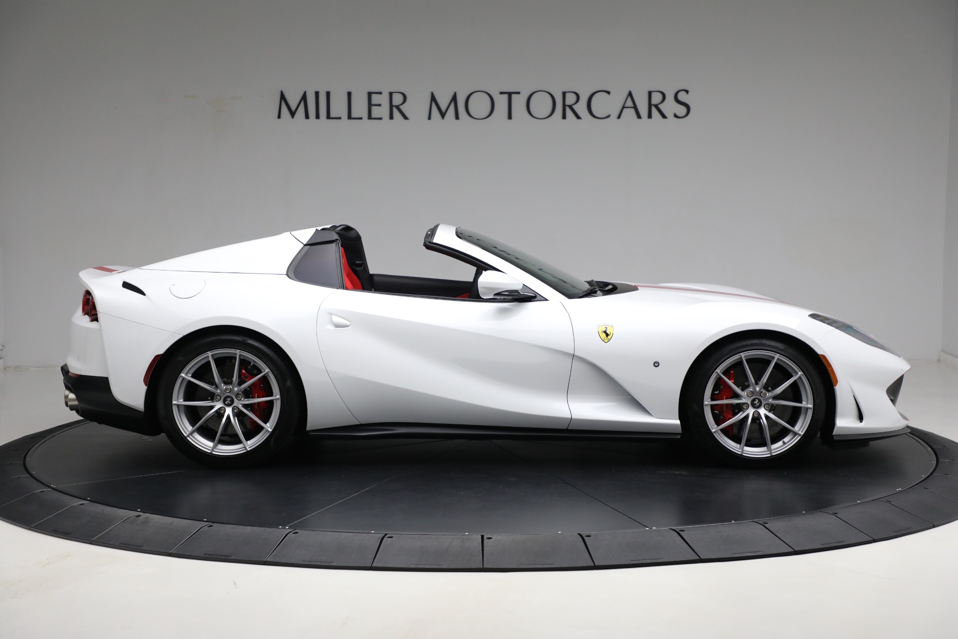 2022 Ferrari 812 GTS Tailor Made, 9/20