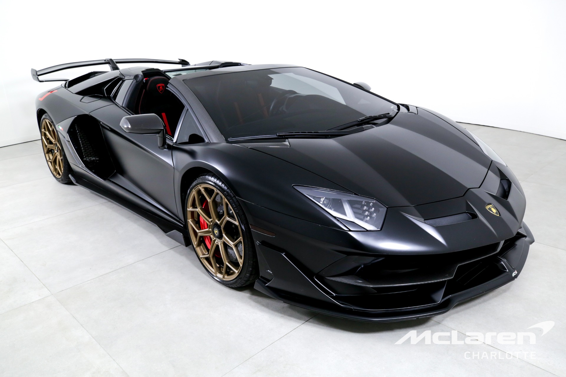 2021 Lamborghini Aventador SVJ, 2/14
